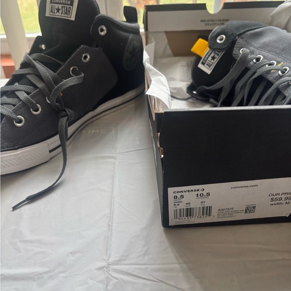 Converse Men's Black and Gray Sneakers with Yellow Accents - Picture 3 of 4